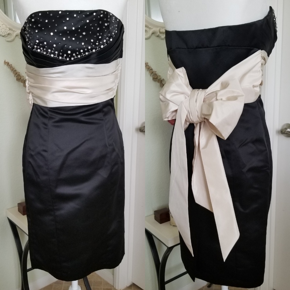 Betsey Johnson LBD holiday dress - Picture 2 of 8